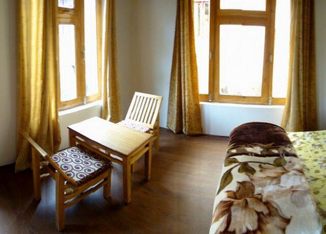 Azad Hotel, Nagpur 4